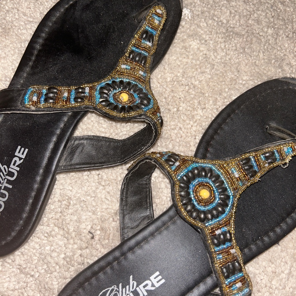 Beaded Flip-flops - Picture 3 of 3